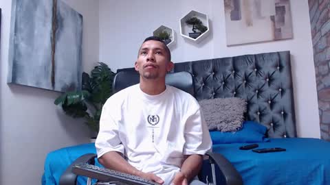 richar_voller online show from 01/15/25, 11:21