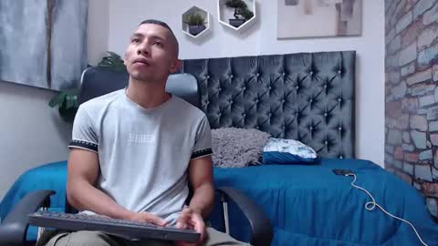 richar_voller online show from 01/22/25, 11:12