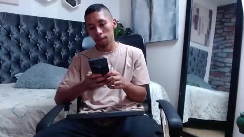 richar_voller online show from 10/23/25, 11:09