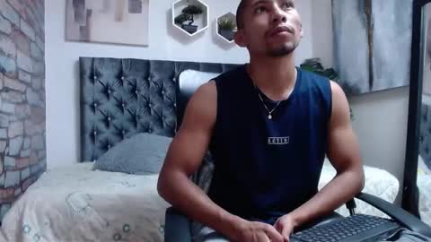 richar_voller online show from 11/04/25, 11:09