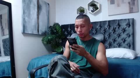 richar_voller online show from 11/17/25, 11:27