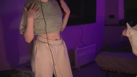 Snapshot of rickisanchez chatting on 02/11/25, 11:33 RickiSanchez online show from 02/11/25, 11:33