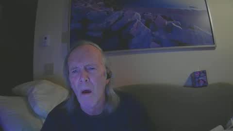 Snapshot of rickl56 chatting on 12/14/24, 01:28 rickl56 online show from 12/14/24, 01:28