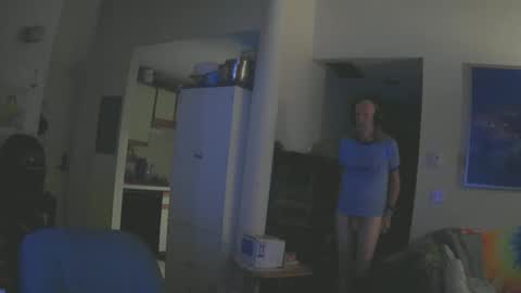 Snapshot of rickl56 chatting on 10/05/25, 06:01 rickl56 online show from 10/05/25, 06:01