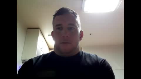 Snapshot of ricky200109 chatting on 10/23/25, 08:24 ricky200109 online show from 10/23/25, 08:24