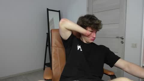 Snapshot of ricky_becko chatting on 10/08/25, 02:36 RICKY BECKO online show from 10/08/25, 02:36