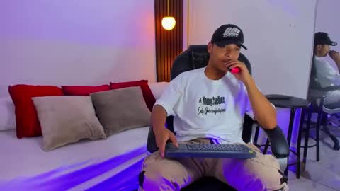 Ricky  online show from 02/22/25, 08:20