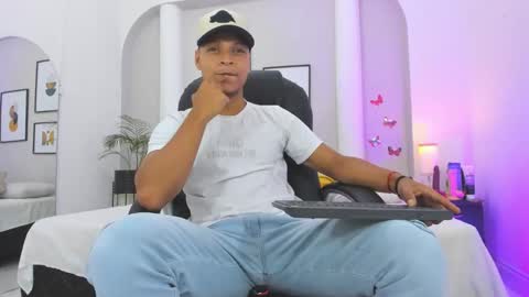 Ricky  online show from 10/27/25, 08:46