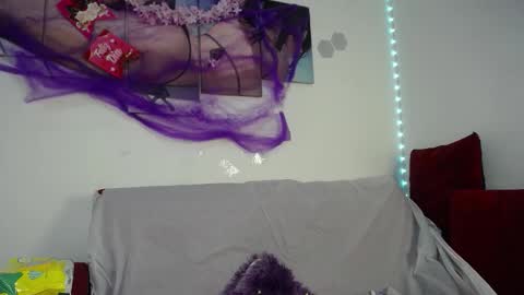 Snapshot of ricura_mily chatting on 10/14/25, 03:40 milena online show from 10/14/25, 03:40