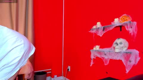 rihanna_walker online show from 10/29/25, 01:41