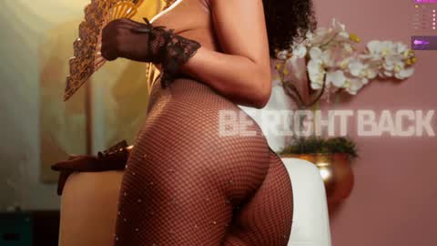 Sara online show from 12/06/24, 01:11