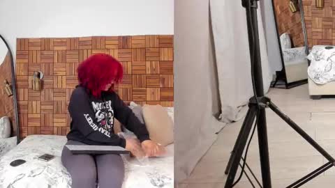 Sara online show from 11/23/25, 10:15