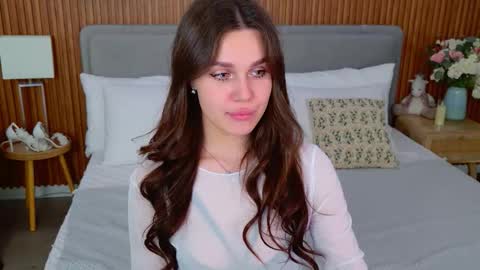 Snapshot of rihannariley chatting on 11/12/25, 05:24 Rihanna online show from 11/12/25, 05:24