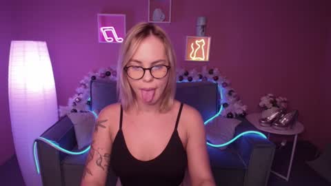 Rika online show from 12/21/24, 06:52