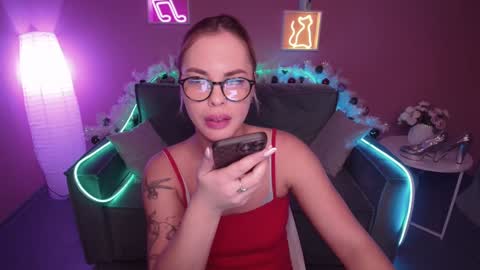 Rika online show from 01/09/25, 05:55