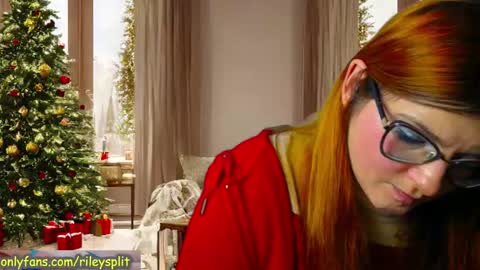 RileyComely online show from 12/21/24, 01:36