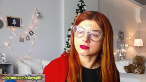 RileyComely online show from 01/04/25, 10:02