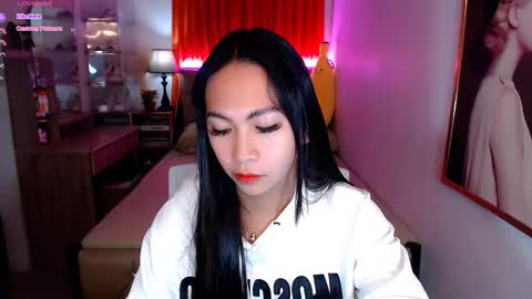 Riley online show from 01/06/25, 02:25