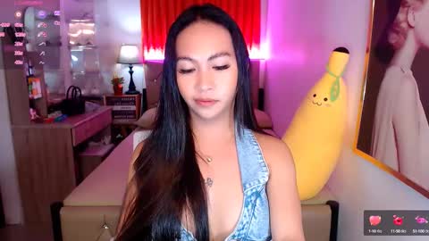 Riley online show from 01/11/25, 05:51