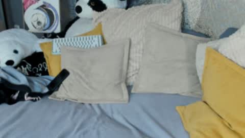 Rina online show from 12/31/24, 03:23