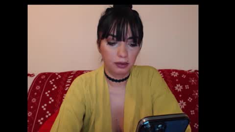 Snapshot of riri_mojo_92 chatting on 11/01/25, 07:27 riri_mojo_92 online show from 11/01/25, 07:27