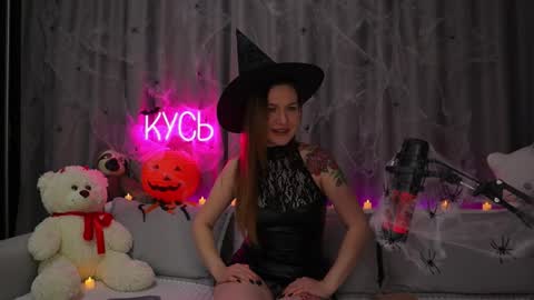 Rita online show from 10/28/25, 01:09