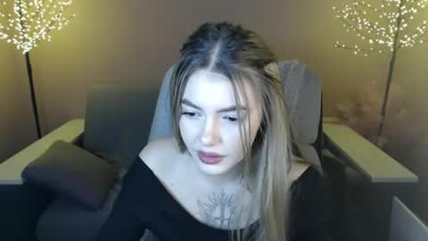 Snapshot of ritaneer chatting on 12/08/24, 12:30 ritaneer online show from 12/08/24, 12:30