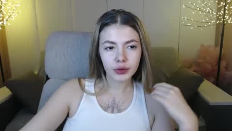 Snapshot of ritaneer chatting on 01/08/25, 12:37 ritaneer online show from 01/08/25, 12:37