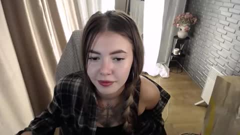 Snapshot of ritaneer chatting on 09/16/25, 08:04 ritaneer online show from 09/16/25, 08:04