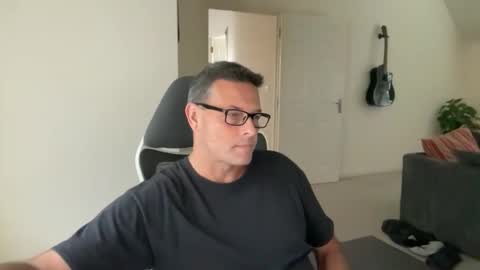 Snapshot of rmbrando445829 chatting on 09/21/25, 12:07 Darrius online show from 09/21/25, 12:07