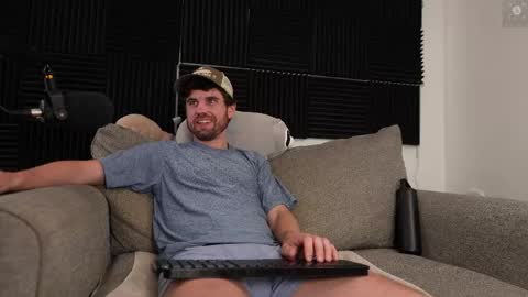 Snapshot of rndmzd chatting on 11/14/25, 02:49 Ryan aka KeylimeRy online show from 11/14/25, 02:49