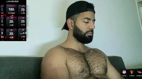 SebasRoa online show from 01/14/25, 05:01