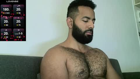 SebasRoa online show from 01/27/25, 03:18