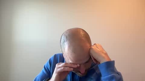 roadking1122 online show from 12/01/25, 03:06