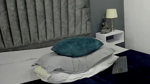 Snapshot of roan_birkin chatting on 03/01/25, 02:26 Roan Birkin online show from 03/01/25, 02:26