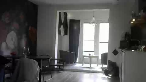 Snapshot of rober10000 chatting on 09/14/25, 01:43 rober10000 online show from 09/14/25, 01:43