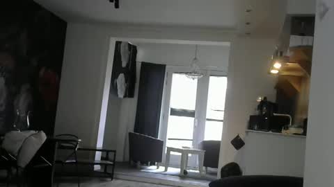 Snapshot of rober10000 chatting on 09/18/25, 02:30 rober10000 online show from 09/18/25, 02:30