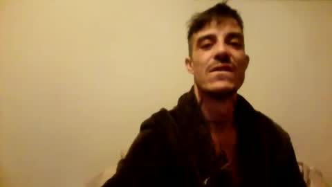 Snapshot of rober777xxl chatting on 12/15/24, 10:15 rober777xxl online show from 12/15/24, 10:15