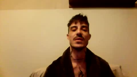 Snapshot of rober777xxl chatting on 12/22/24, 01:55 rober777xxl online show from 12/22/24, 01:55