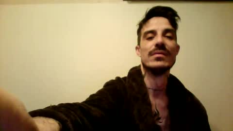 Snapshot of rober777xxl chatting on 01/03/25, 03:38 rober777xxl online show from 01/03/25, 03:38