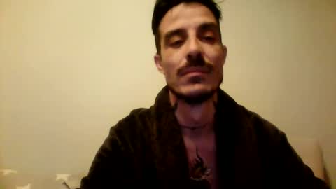 Snapshot of rober777xxl chatting on 01/04/25, 01:21 rober777xxl online show from 01/04/25, 01:21
