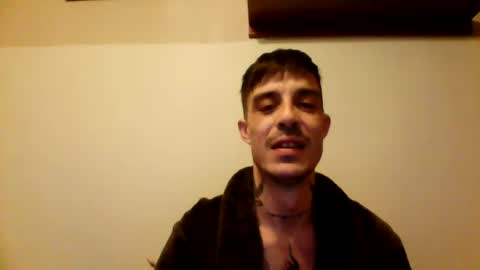 Snapshot of rober777xxl chatting on 01/19/25, 10:49 rober777xxl online show from 01/19/25, 10:49