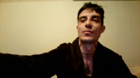 Snapshot of rober777xxl chatting on 02/10/25, 02:19 rober777xxl online show from 02/10/25, 02:19