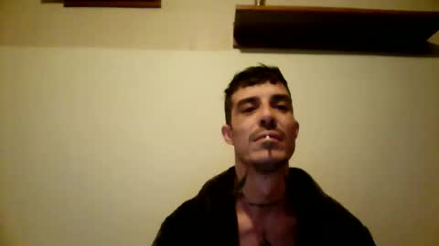 Snapshot of rober777xxl chatting on 09/29/25, 12:21 rober777xxl online show from 09/29/25, 12:21
