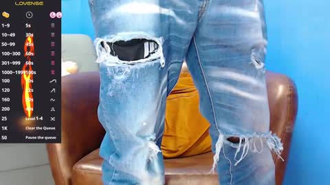 robert_kingg online show from 10/27/25, 05:22