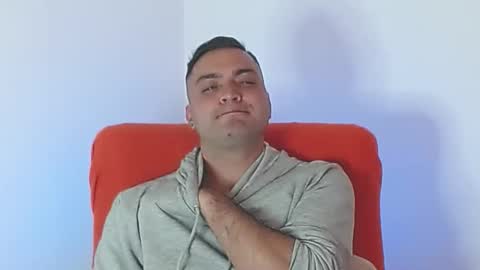 Stiven - online show from 10/23/25, 05:44