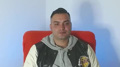 Stiven - online show from 10/24/25, 06:10