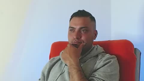 Stiven - online show from 10/24/25, 09:22