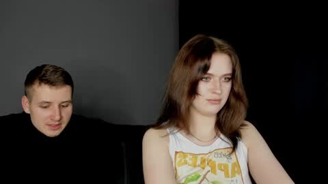Snapshot of robert_lisa chatting on 12/15/24, 06:15 Lisa and Robert i am online all days 900 am GMT3 online show from 12/15/24, 06:15