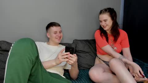 Snapshot of robert_lisa chatting on 02/02/25, 06:58 Lisa and Robert i am online all days 900 am GMT3 online show from 02/02/25, 06:58